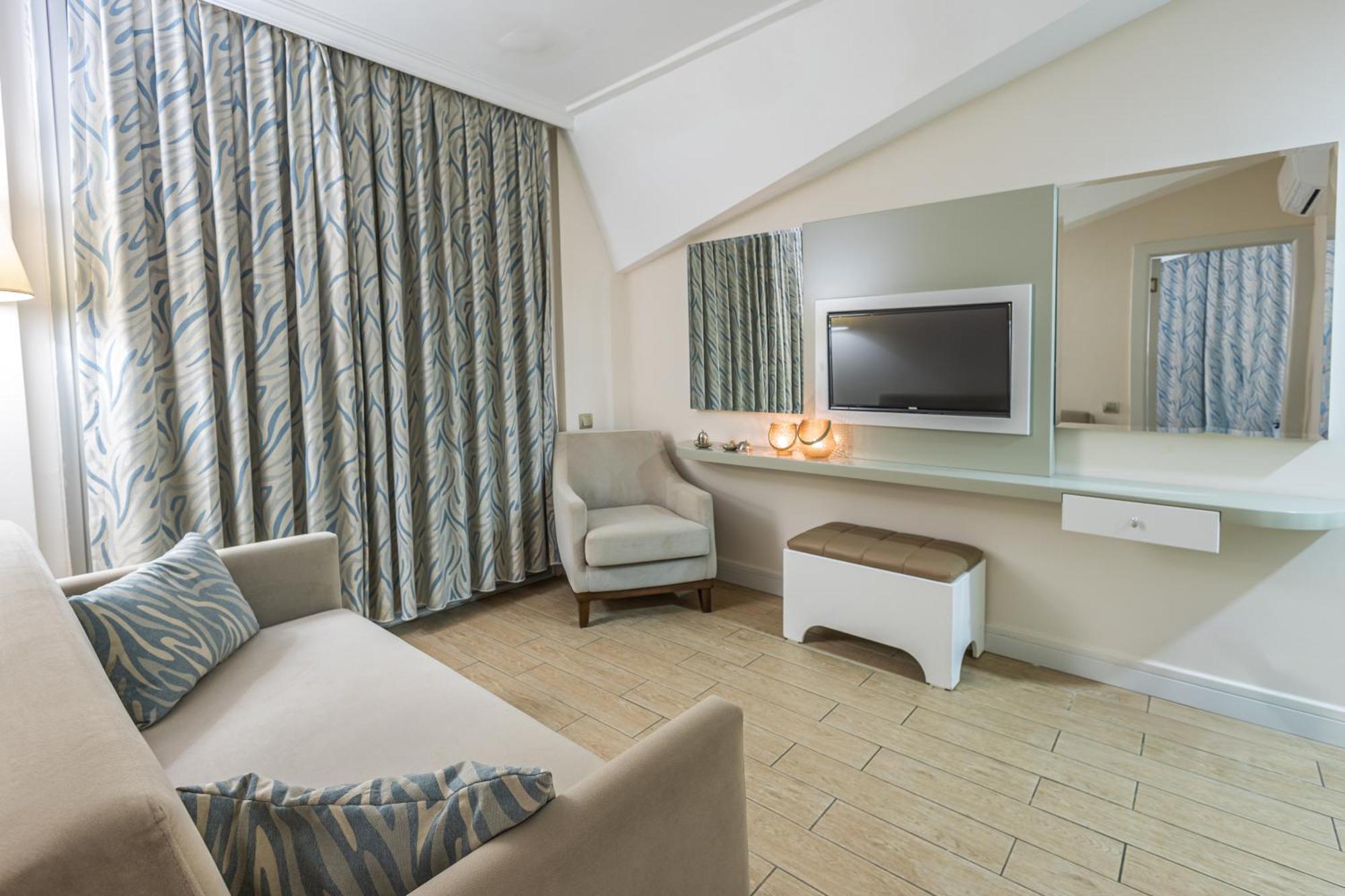 Asli Hotel 马尔马里斯 外观 照片